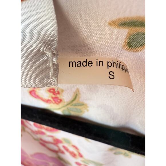 Natori Floral Pajama Set Small Two Piece Long Sleeve Top Pants Sleepwear - Picture 6 of 9